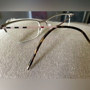 Burberry Light Gold Frames
